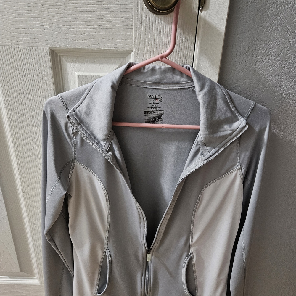 Danskin Women's Light Gray Zip-Up Jacket